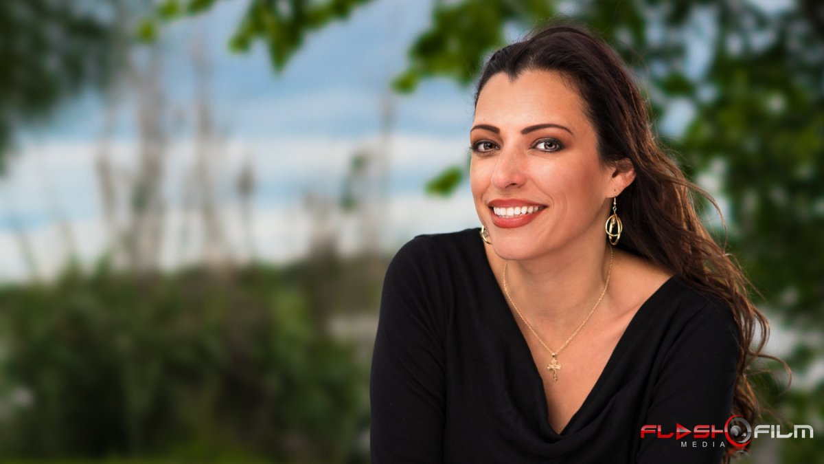 FlashFilm Media professional headshot example 1